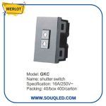 مفتاح ستائر كهربائية (شيش حصيرة) لون فضي من ماركة ميرلوت.