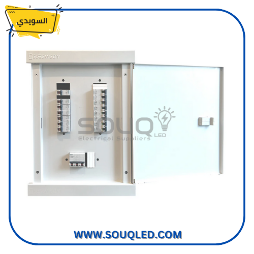 لوحة توزيع كهرباء بلاستيك (Distribution Board) ماركة صادق السويدي، بسعة ١٦ خط، مصممة للتركيب داخل الحائط (دفن).