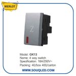 مفتاح رباعي (4 طرف وسط سلم) لون فضي من ماركة ميرلوت.