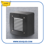 مصباح فوماجالي اكسترا ليتي 100 GR غاطس (مربع، وجهين) باللون الأسود 3 وات، يستخدم للإضاءة الخارجية بمتانة عالية IP67.