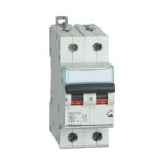 قواطع تيار ثنائيه سعة 4.5 ك 25 امبير بتشينو