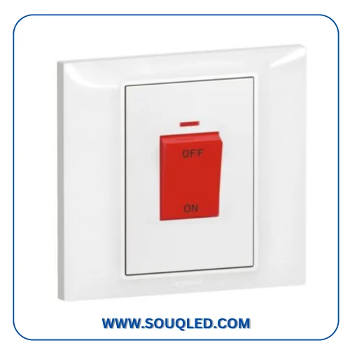 مفتاح تكييف 45 امبير مقاس 7*7 سم بلمبة بيان ماركة ليجراند Legrand 45A DP Switch.