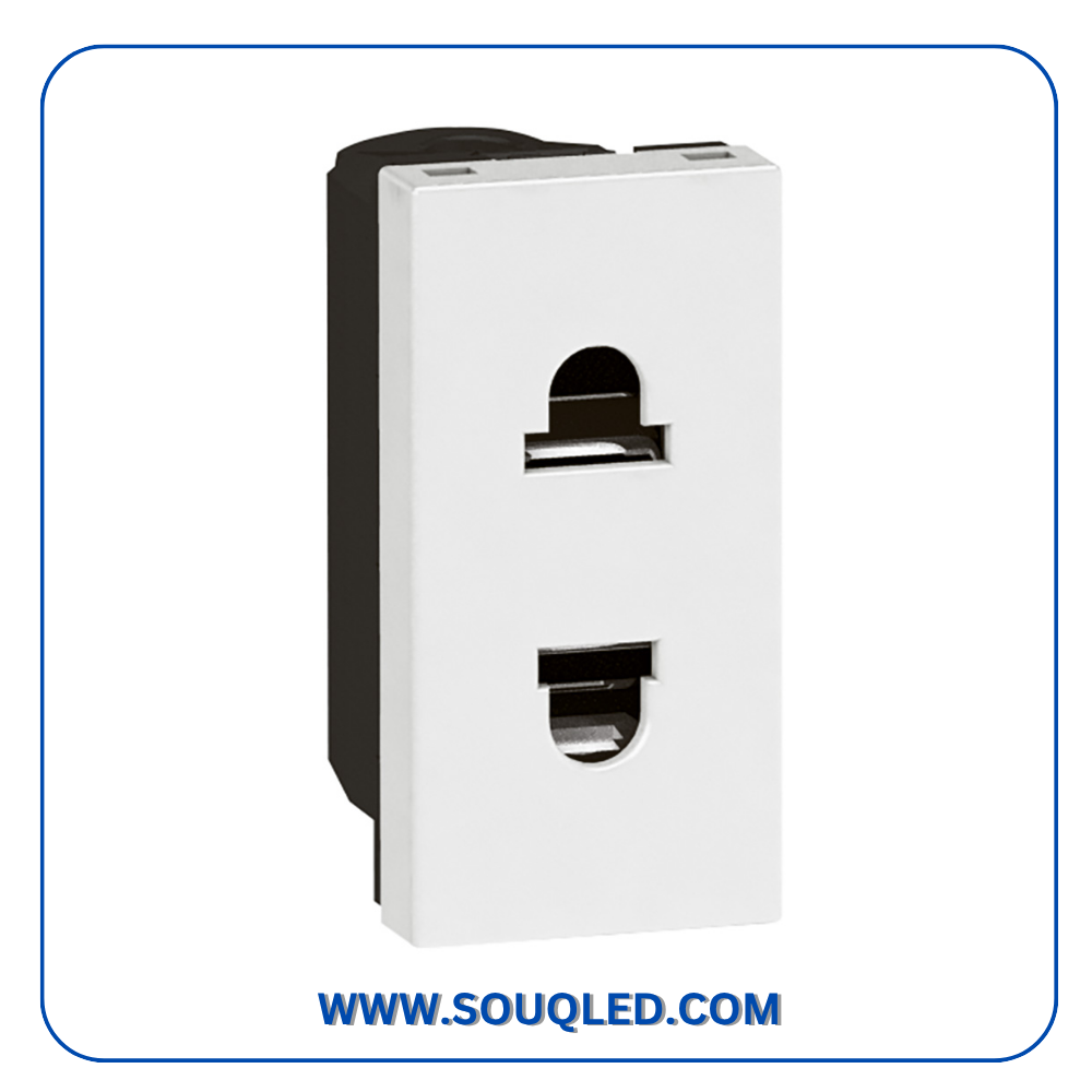 لقمة بريزة عادية ليجراند لقمة بريزة كهرباء عادية 16 أمبير ماركة ليجراند Legrand Standard Socket Module.